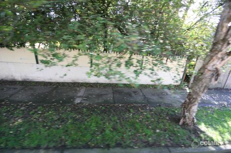 15 Central Ave, Croydon South, VIC 3136