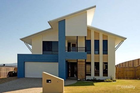 20 Salvado Dr, Pacific Pines, QLD 4211