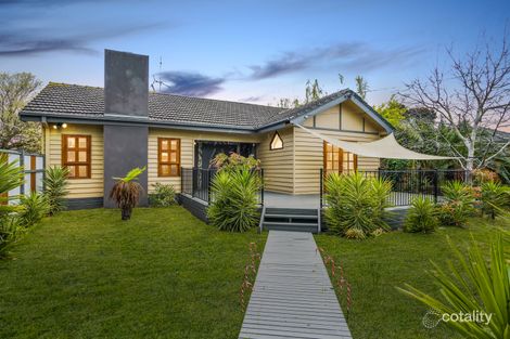 Property photo of 10 Warraburra Avenue Rosebud VIC 3939