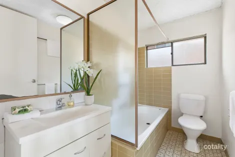 Property photo of 2/22 Pangarinda Place Mooloolaba QLD 4557
