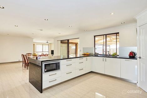 Property photo of 4 Lamb Place Lake Coogee WA 6166
