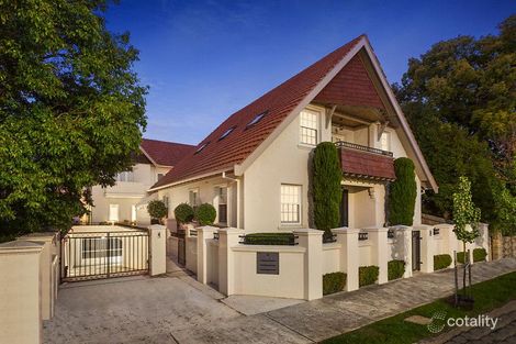 2/11 Tintern Ave, Toorak, VIC 3142