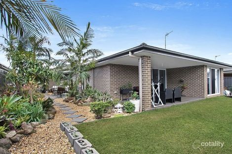 Property photo of 37 Flemmings Crescent Horsley NSW 2530