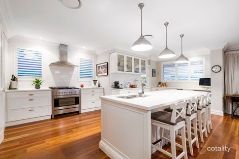 Property photo of 10 Ferrer Place Woodlands WA 6018