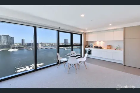 1713/8 Pearl River Rd, Docklands, VIC 3008