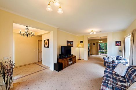 Property photo of 7 Daffodil Court Gowanbrae VIC 3043