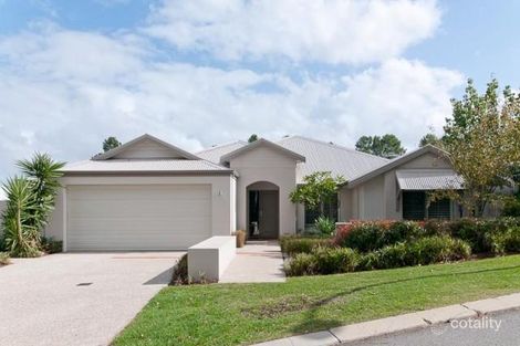 12 Edgehill Walk, Piara Waters, WA 6112