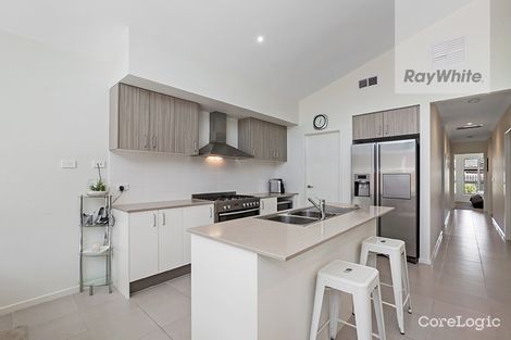 Property photo of 28 Sanctum Circuit Doreen VIC 3754
