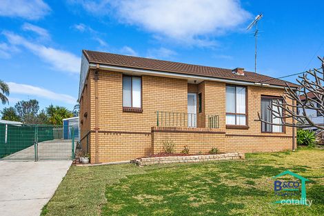 Property photo of 3 Beatus Street Unanderra NSW 2526