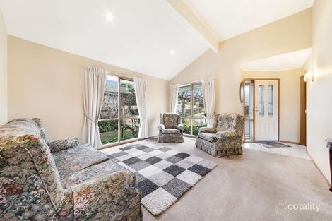 Property photo of 31 Lodge Crescent Berwick VIC 3806