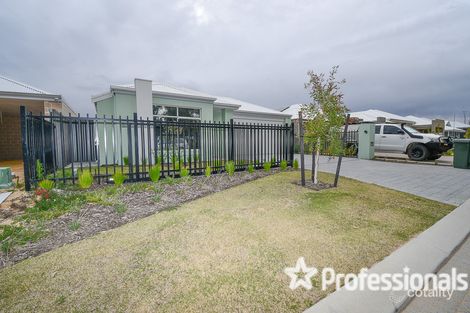11 Delray Loop, Madora Bay, WA 6210