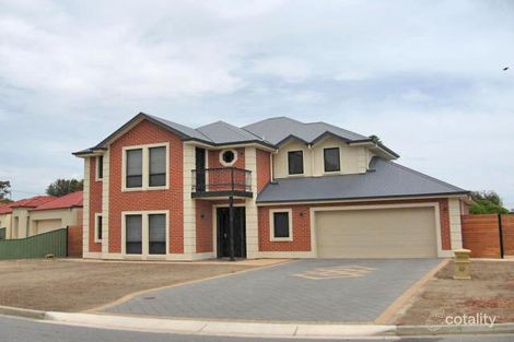 7 Hoover Rd, Henley Beach South, SA 5022