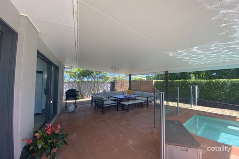 Property photo of 74 Nineteenth Avenue Palm Beach QLD 4221