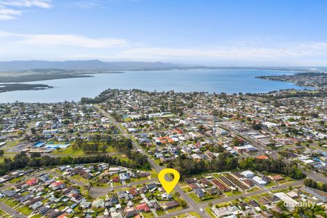 27 Moore St, Oak Flats, NSW 2529