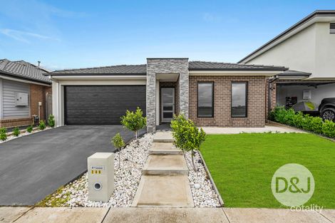 208 St Germain Bvd, Clyde North, VIC 3978