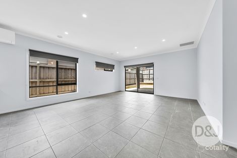Property photo of 208 St Germain Boulevard Clyde North VIC 3978