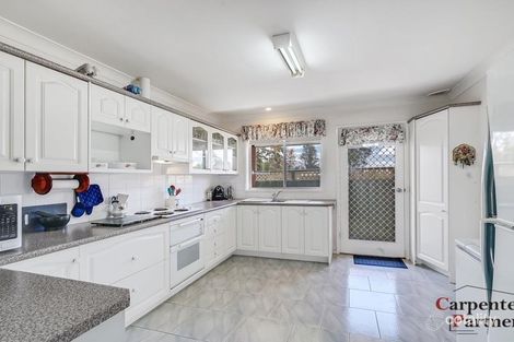 Property photo of 2 West Parade Buxton NSW 2571