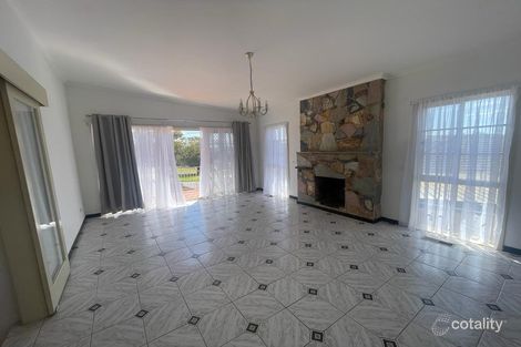 Property photo of 4 Tylden Place Westmeadows VIC 3049