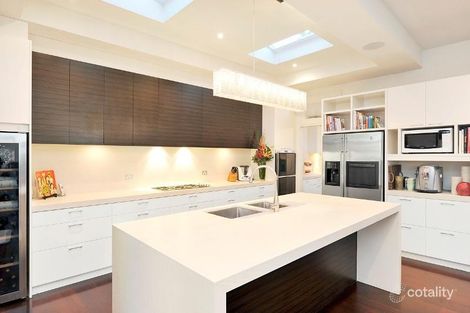 Property photo of 20 Hillcrest Avenue Kew VIC 3101