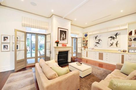 Property photo of 20 Hillcrest Avenue Kew VIC 3101