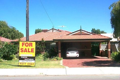 25 Parkview Pde, Redcliffe, WA 6104