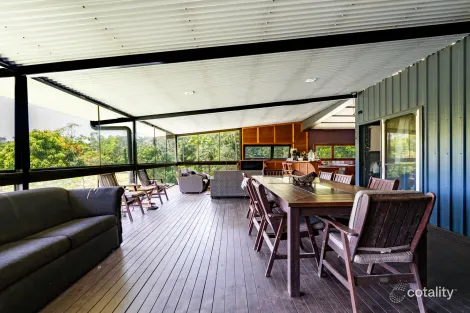 Property photo of 21 Mountain View Close Maria Creeks QLD 4855