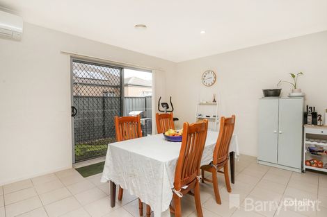 Property photo of 20 Eminence Way Craigieburn VIC 3064