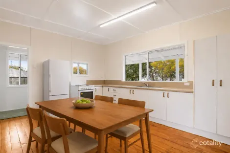Property photo of 3 Mallee Lane Newtown QLD 4350