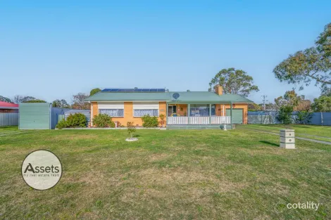 6 Carey St, Heywood, VIC 3304