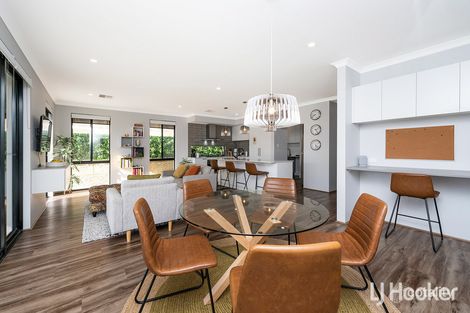 Property photo of 7 Northport Boulevard Wannanup WA 6210