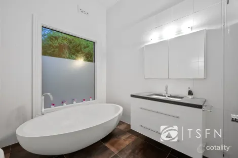 Property photo of 93 Forest Street Bendigo VIC 3550