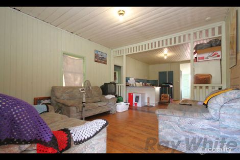 Property photo of 32 Moffatt Street Ipswich QLD 4305