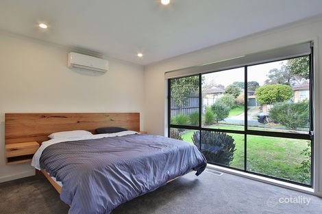 Property photo of 7 Myoora Drive Mooroolbark VIC 3138