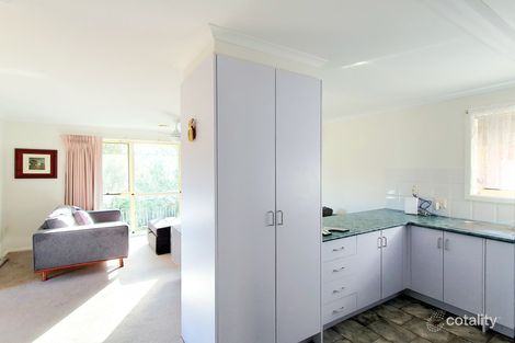 Property photo of 2/90 Simpson Street Ballan VIC 3342