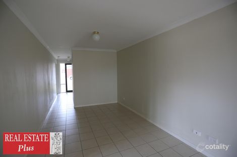 Property photo of 40 Oman Pass Canning Vale WA 6155
