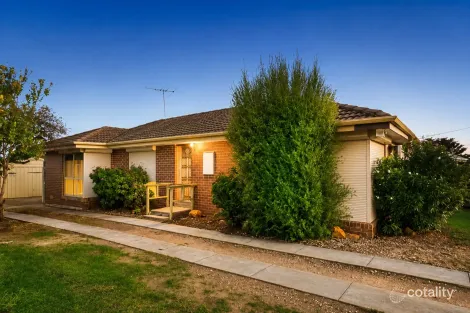 11 Oldershaw Rd, Melton, VIC 3337