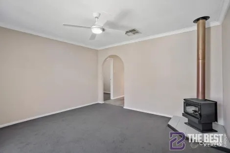 Property photo of 25 Walcha Way Armadale WA 6112