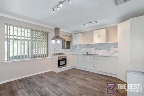 Property photo of 25 Walcha Way Armadale WA 6112