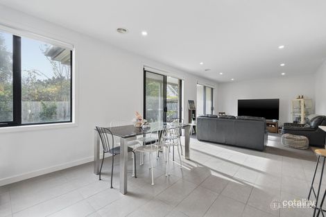 Property photo of 2/194 Dorset Road Croydon VIC 3136