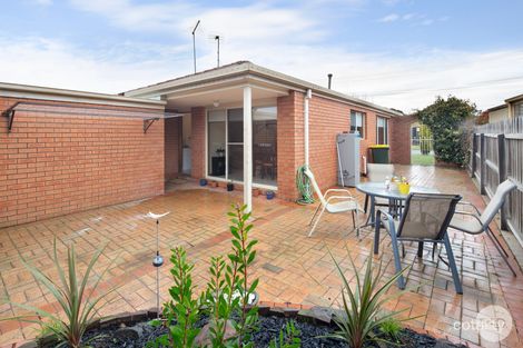 2/24 Jasmine Dr, Delacombe, VIC 3356