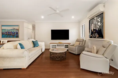 Property photo of 2/12-14 Margaret Street Warners Bay NSW 2282