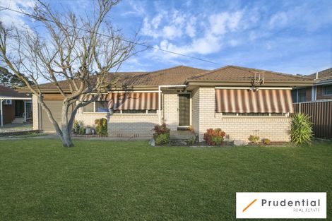 Property photo of 2 Noeline Avenue Macquarie Fields NSW 2564