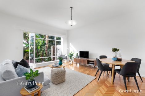 Property photo of 15/129 Kambrook Road Caulfield North VIC 3161