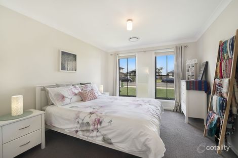 Property photo of 97 Dragonfly Drive Chisholm NSW 2322