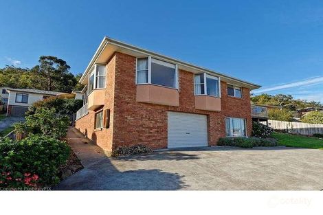 Property photo of 2/172 Derwent Avenue Lindisfarne TAS 7015