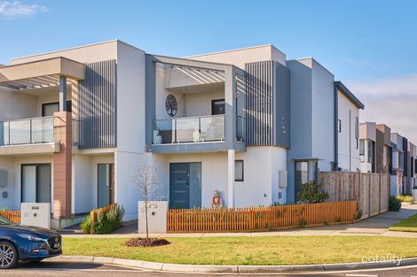 Property photo of 51 Flicka Boulevard Cranbourne West VIC 3977