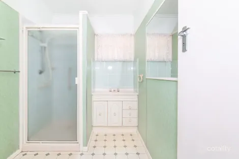 Property photo of 33 Griffith Road Scarborough QLD 4020