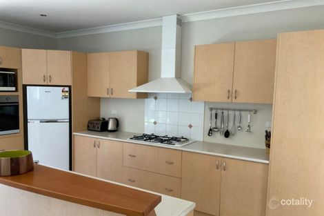 4 Grange Cres, Torquay, VIC 3228