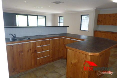 Property photo of 40 Edna Way Duncraig WA 6023