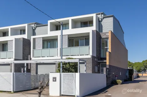 12b Macintosh St, Mascot, NSW 2020